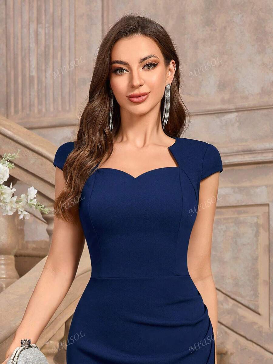 Solid bodycon dress "Cocktail Hour" – Elegant & refined
