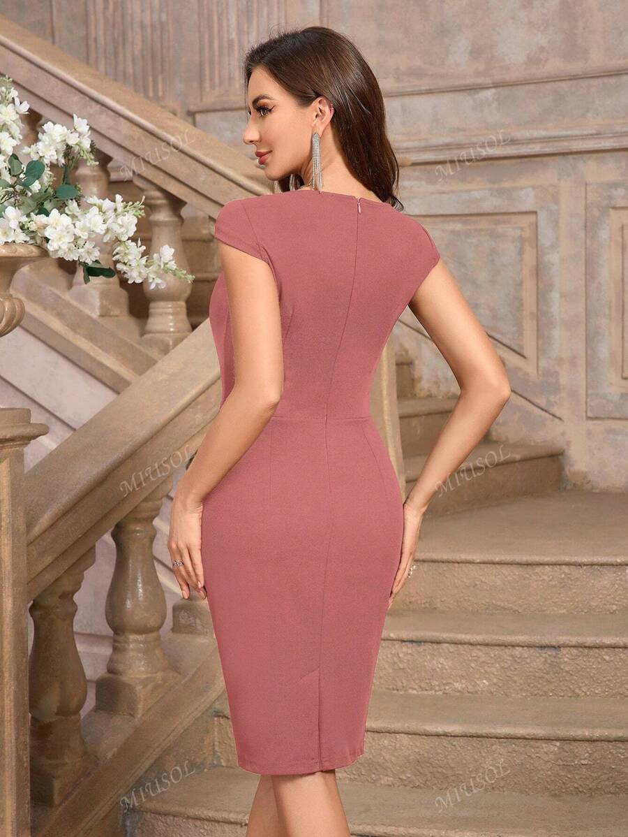 Solid bodycon dress "Cocktail Hour" – Elegant & refined