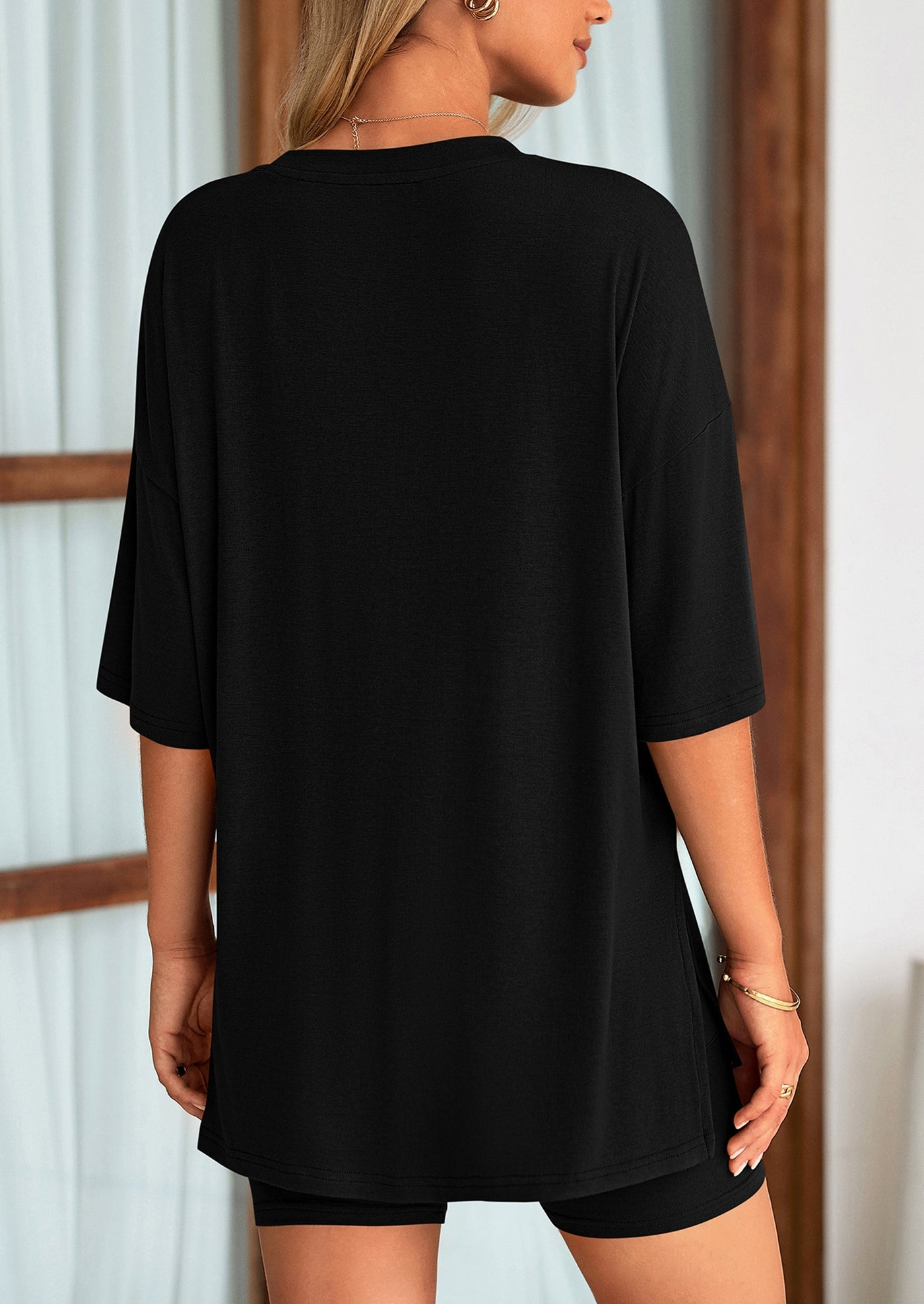 Oversized Set - Soft Tee & Stretch Shorts
