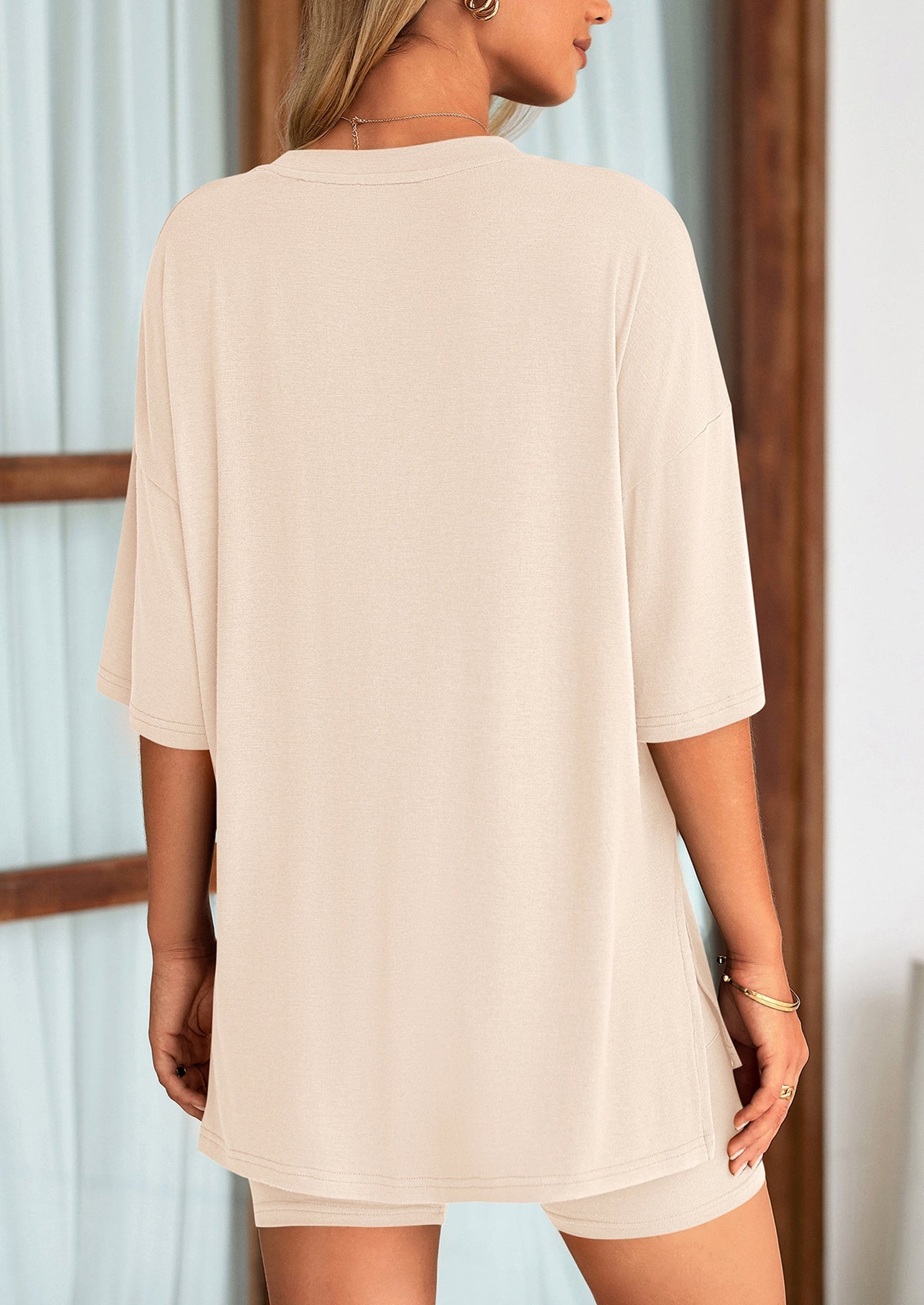 Oversized Set - Soft Tee & Stretch Shorts