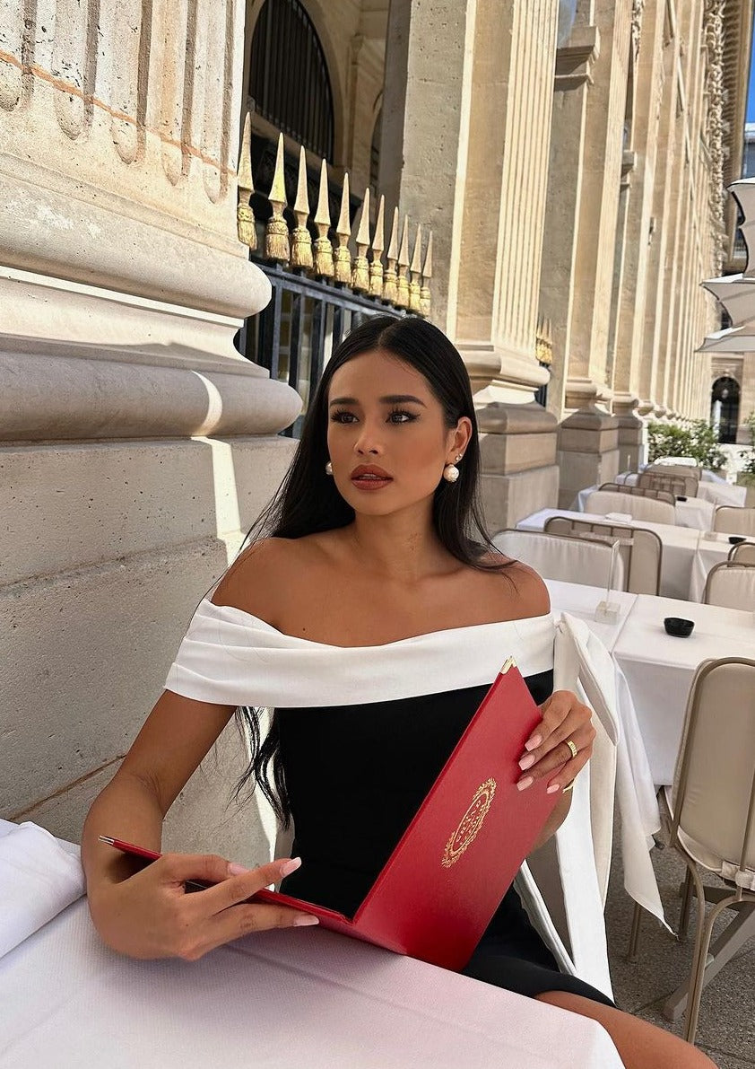 Lyriel | One-Shoulder Midi Dress