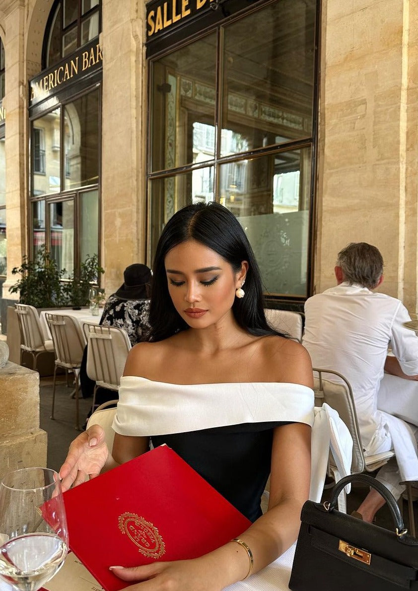 Lyriel | One-Shoulder Midi Dress