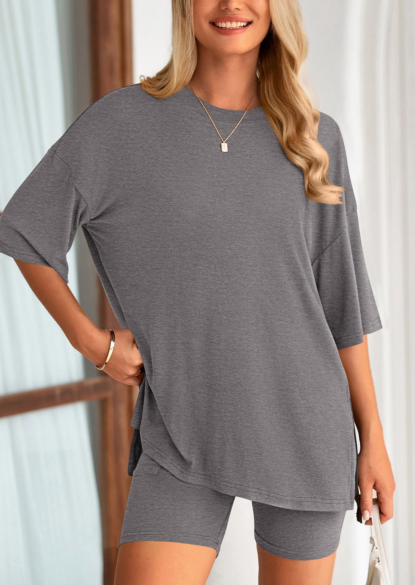 Oversized Set - Soft Tee & Stretch Shorts