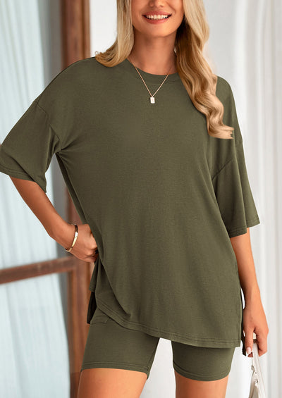Oversized Set - Soft Tee & Stretch Shorts