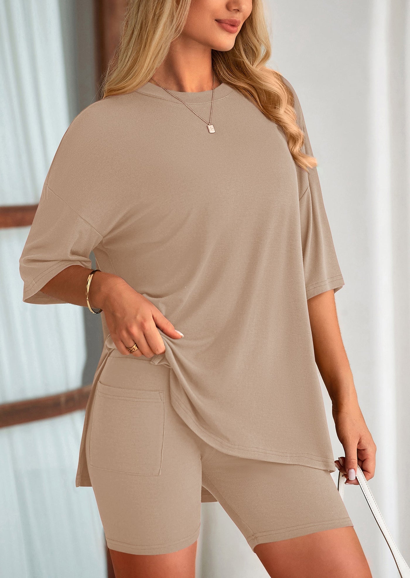 Oversized Set - Soft Tee & Stretch Shorts