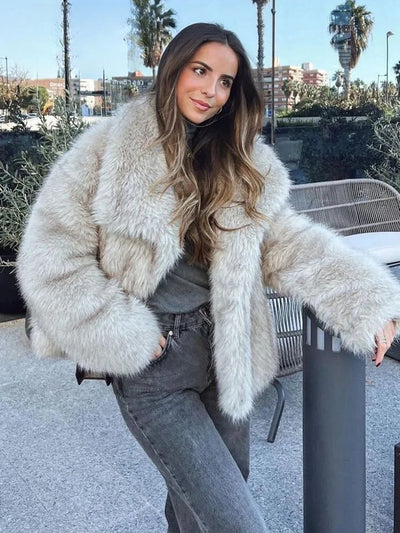 Auralis | Fur Jacket