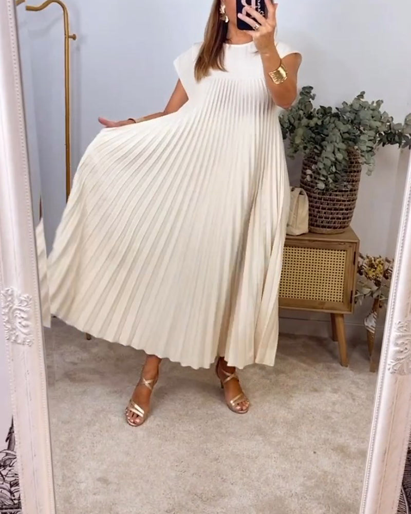 Amelia - Pleated Dress