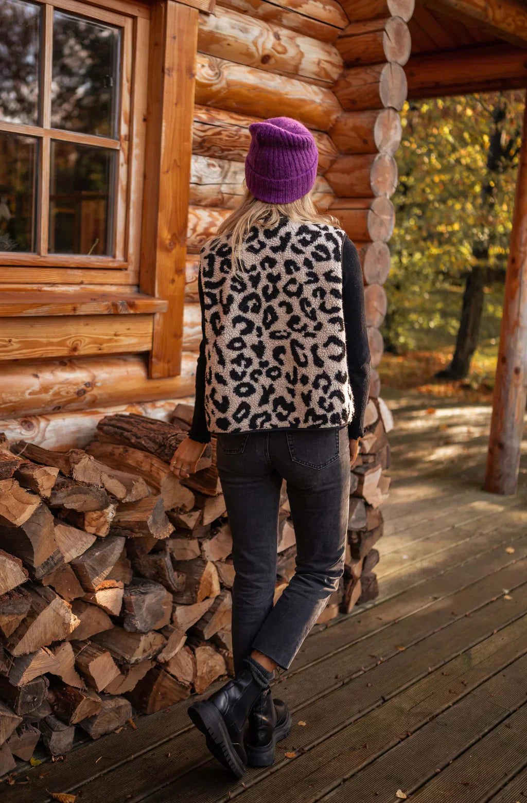 Knit vest "Cocktail Hour" – Elegant & refined