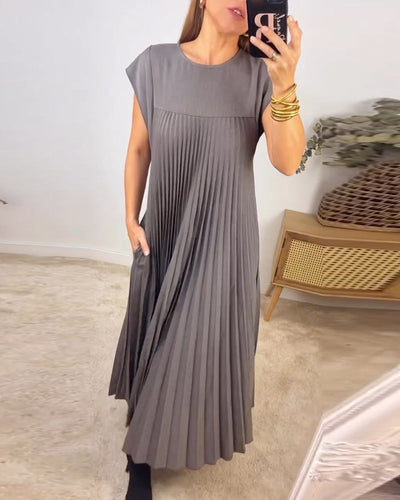 Amelia - Pleated Dress