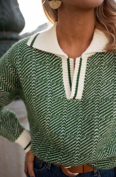 De groene V-hals trui – Elegant & puur