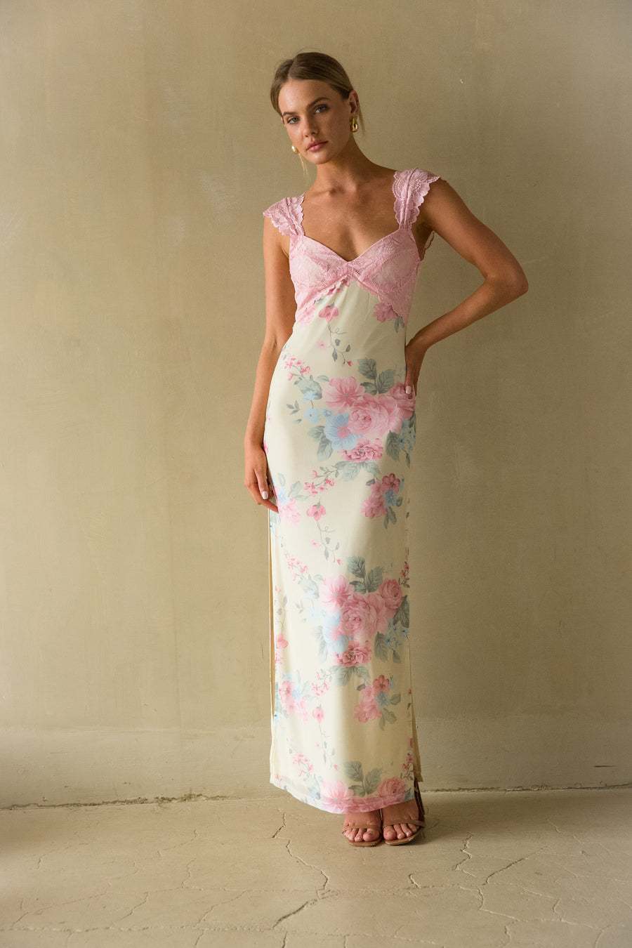 Floral Lace Maxi Dress