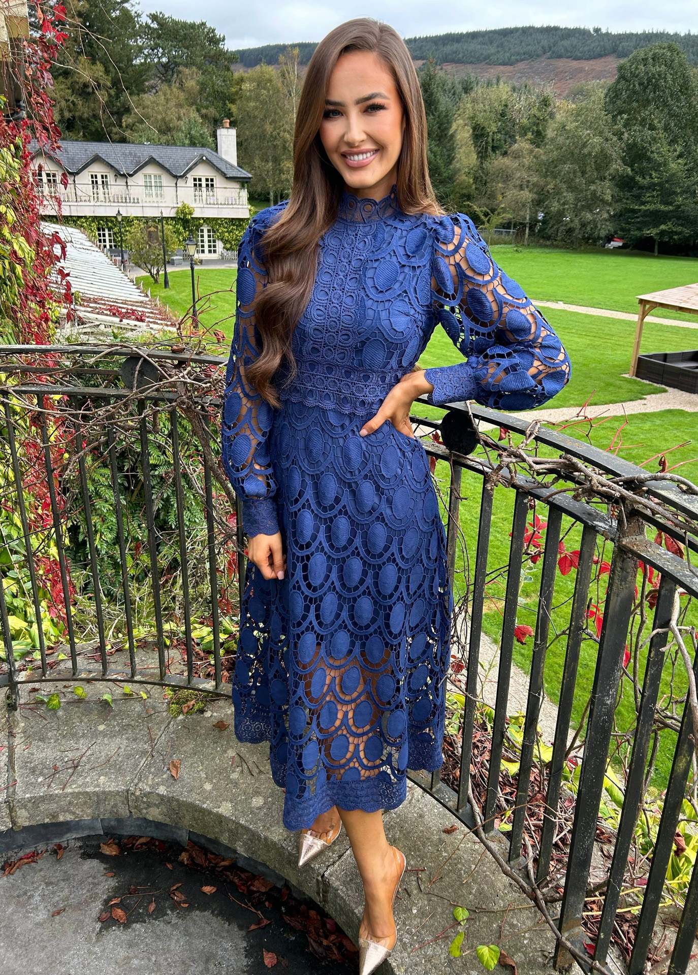 Charlotte | Elegant Midi Dress