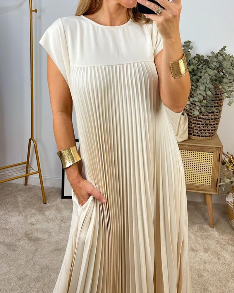 Amelia - Pleated Dress