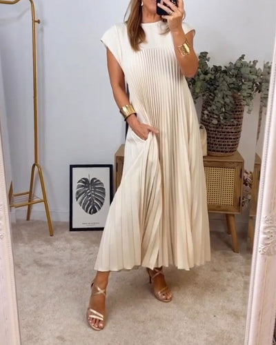 Amelia - Pleated Dress