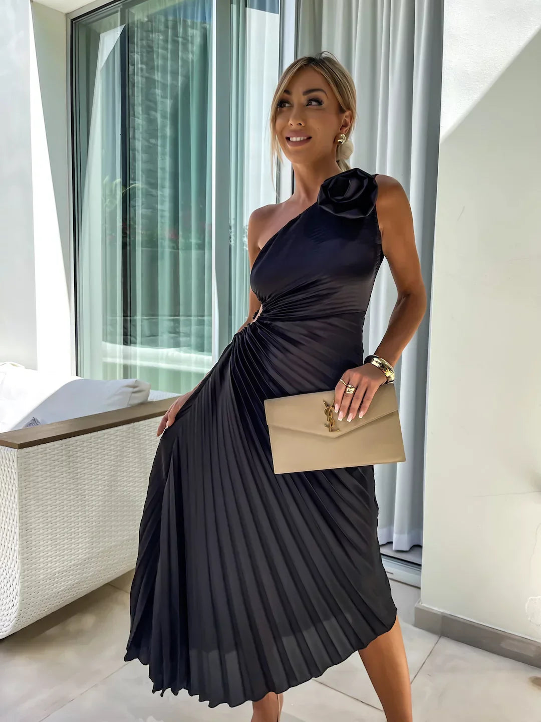 Lizbeth | Flower One Shoulder Dress
