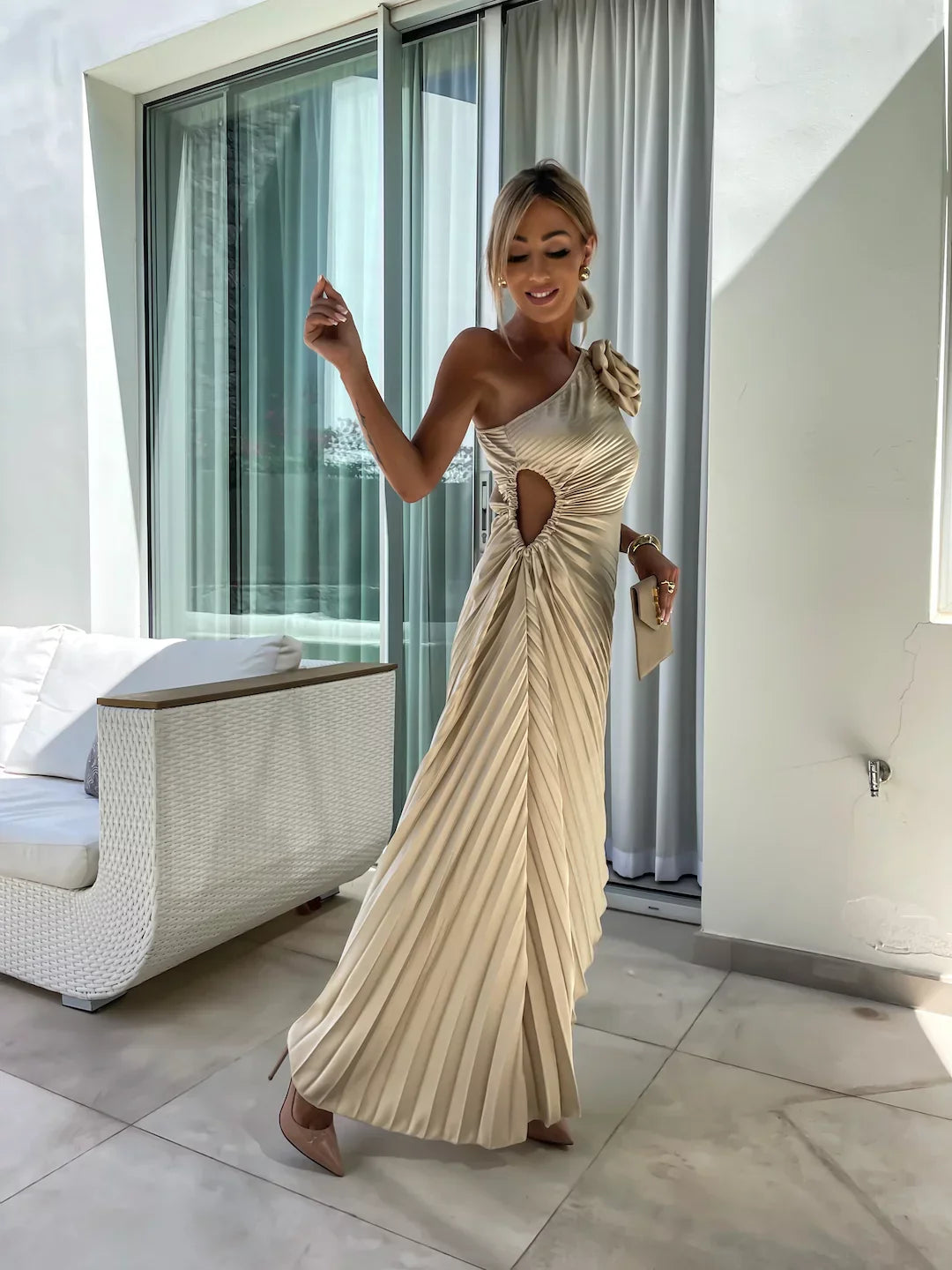 Lizbeth | Flower One Shoulder Dress