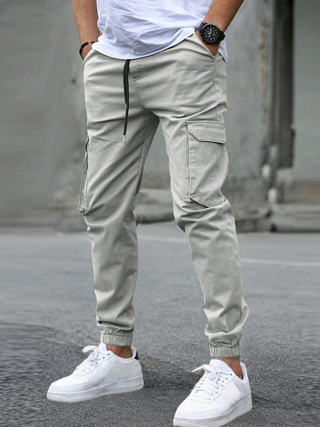 Brody - Stylish Cargo Joggers
